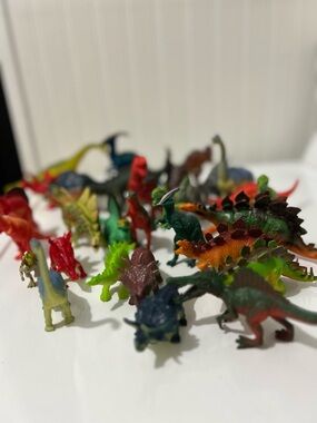 Assorted Colorful Dinosaur Action Figure Toy Set - Multi-Color